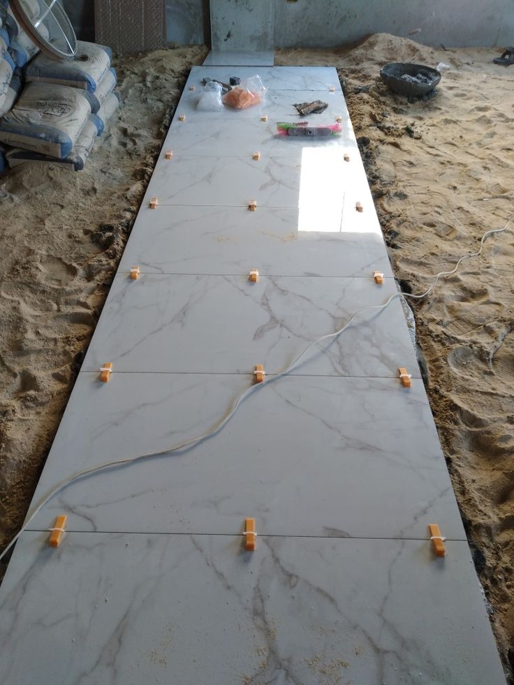 تركيب البلاط